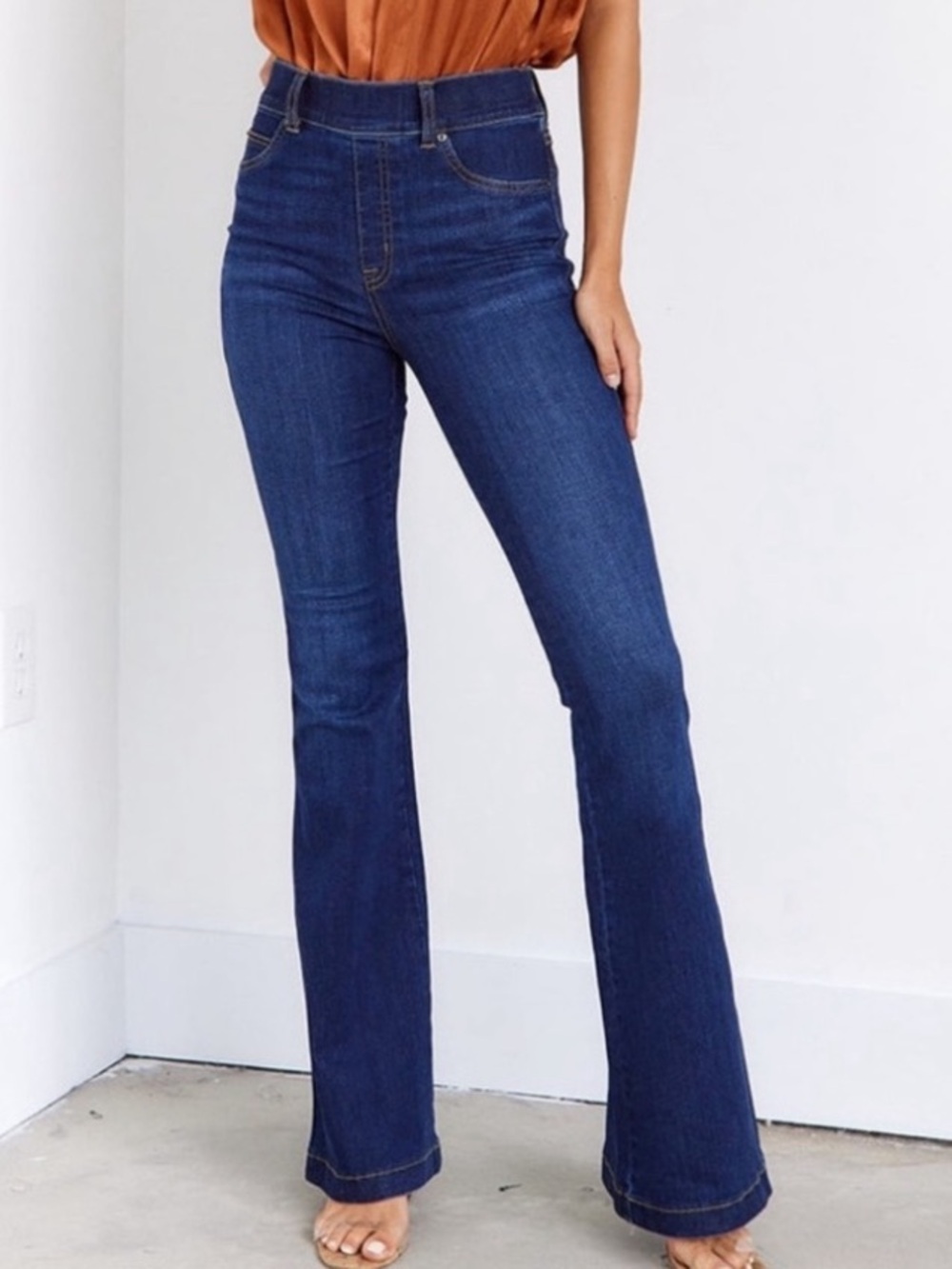 SPANX High Rise Flare Pull On Jeans in Midnight Shade 33 Inseam Tall Medium